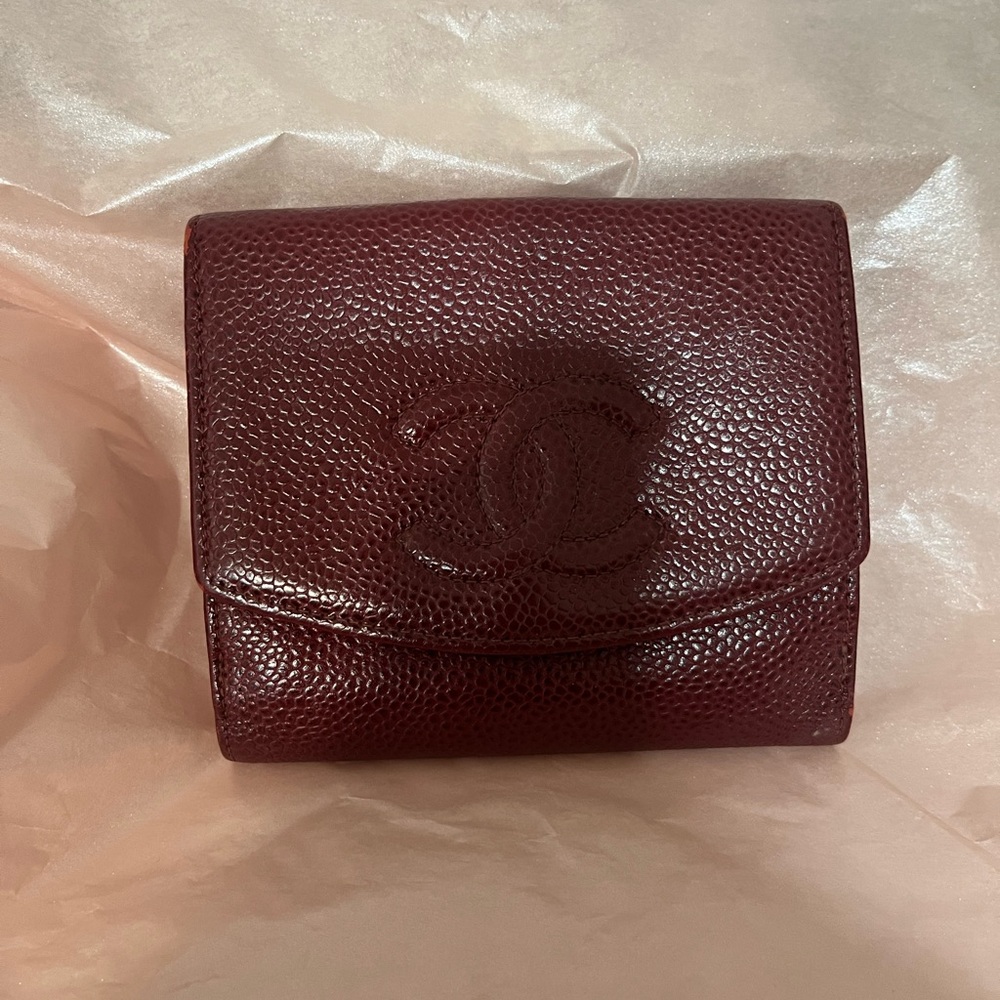 Chanel caviar leather wine